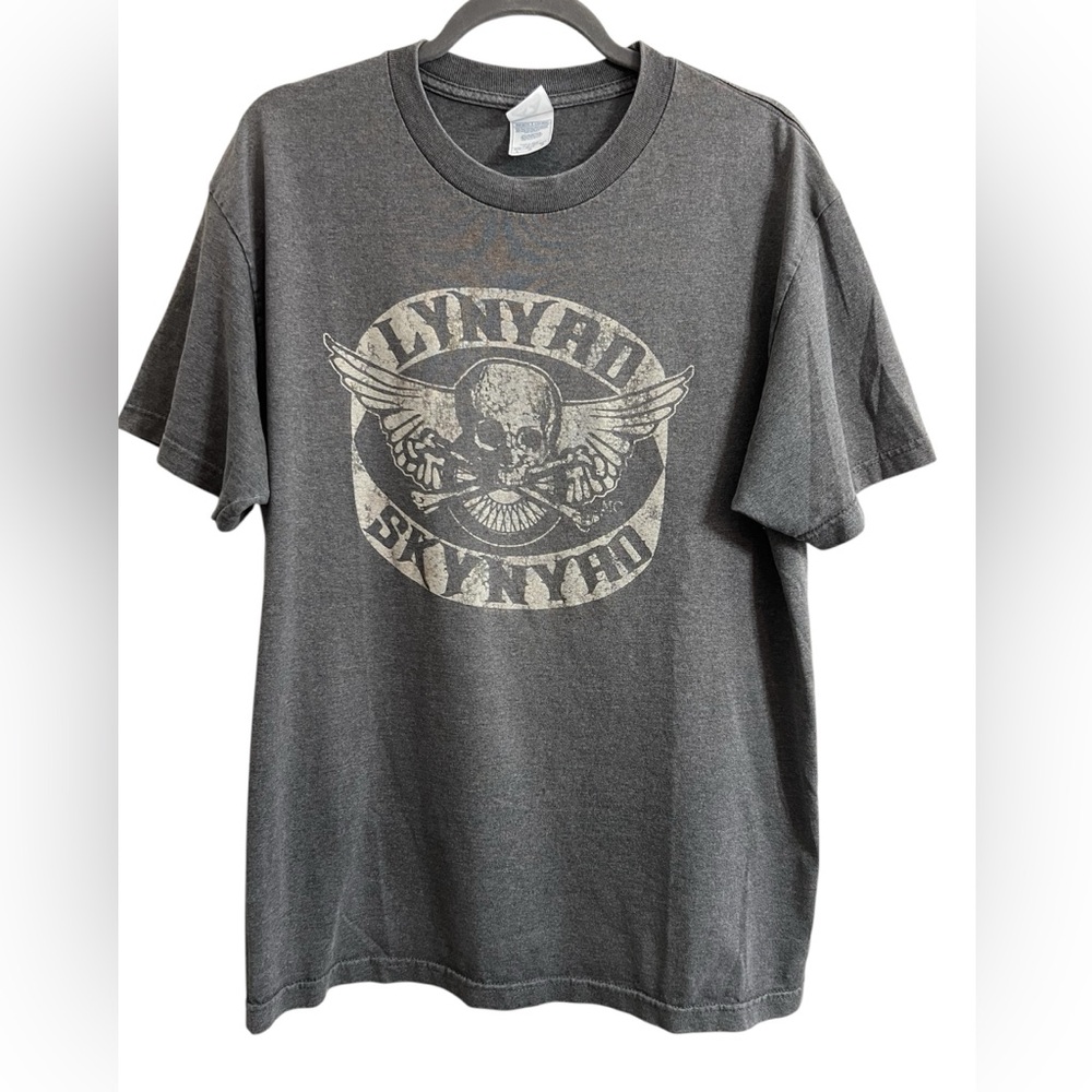 Lynyrd Skynyrd Grey Band Graphic Tee on AAA Tag